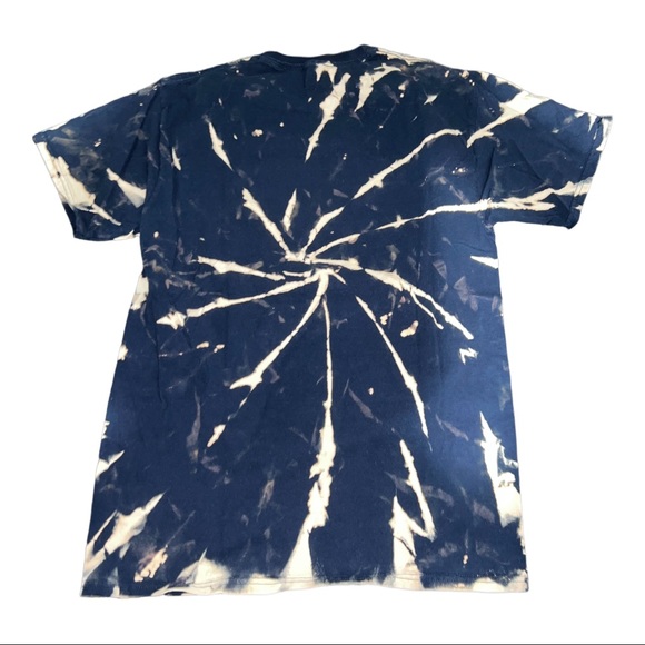 Repurposed bleached tee Disney 2016 - Picture 2 of 3